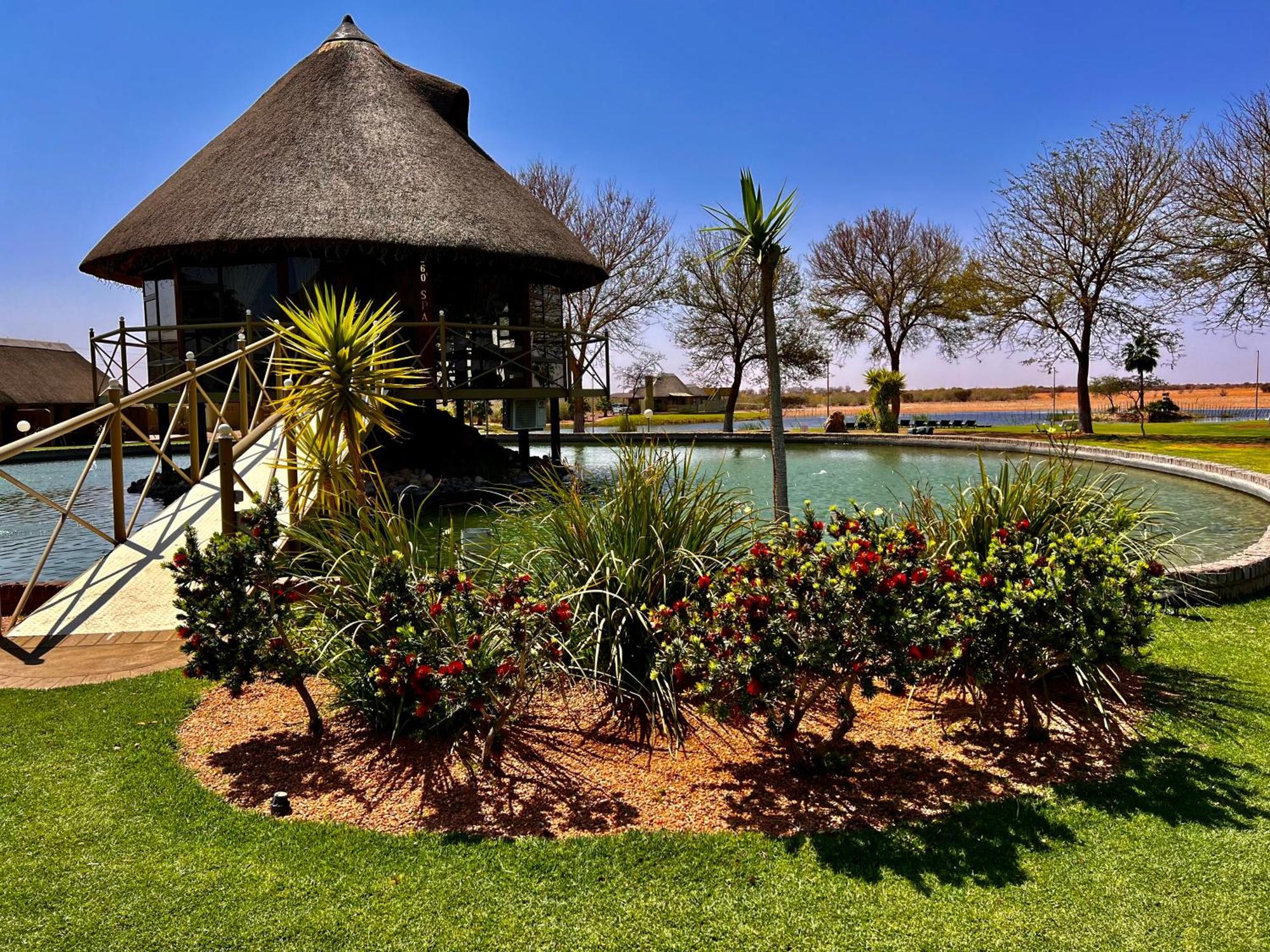 Lapa Lange Game Lodge Mariental Extérieur photo