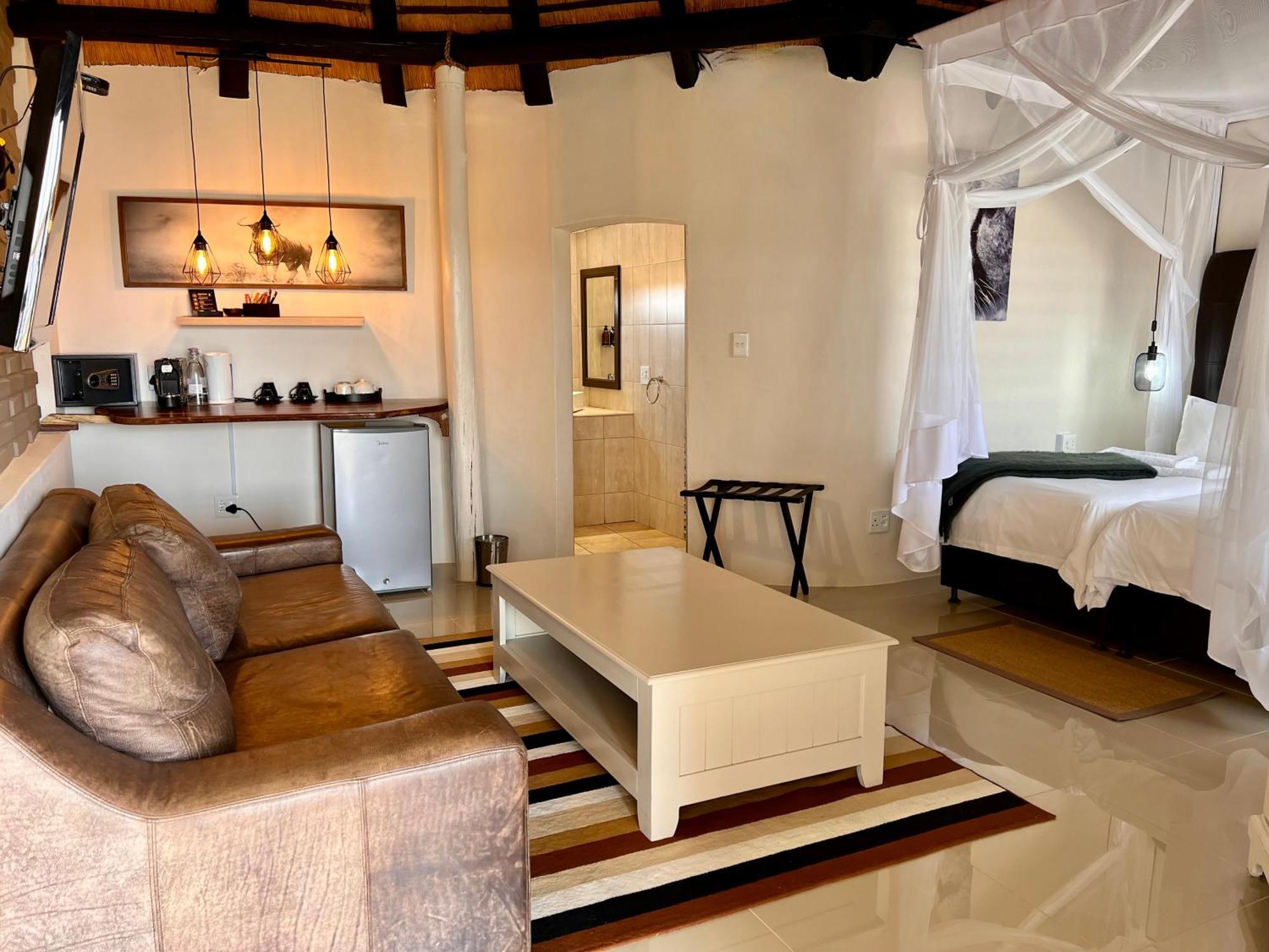 Lapa Lange Game Lodge Mariental Extérieur photo