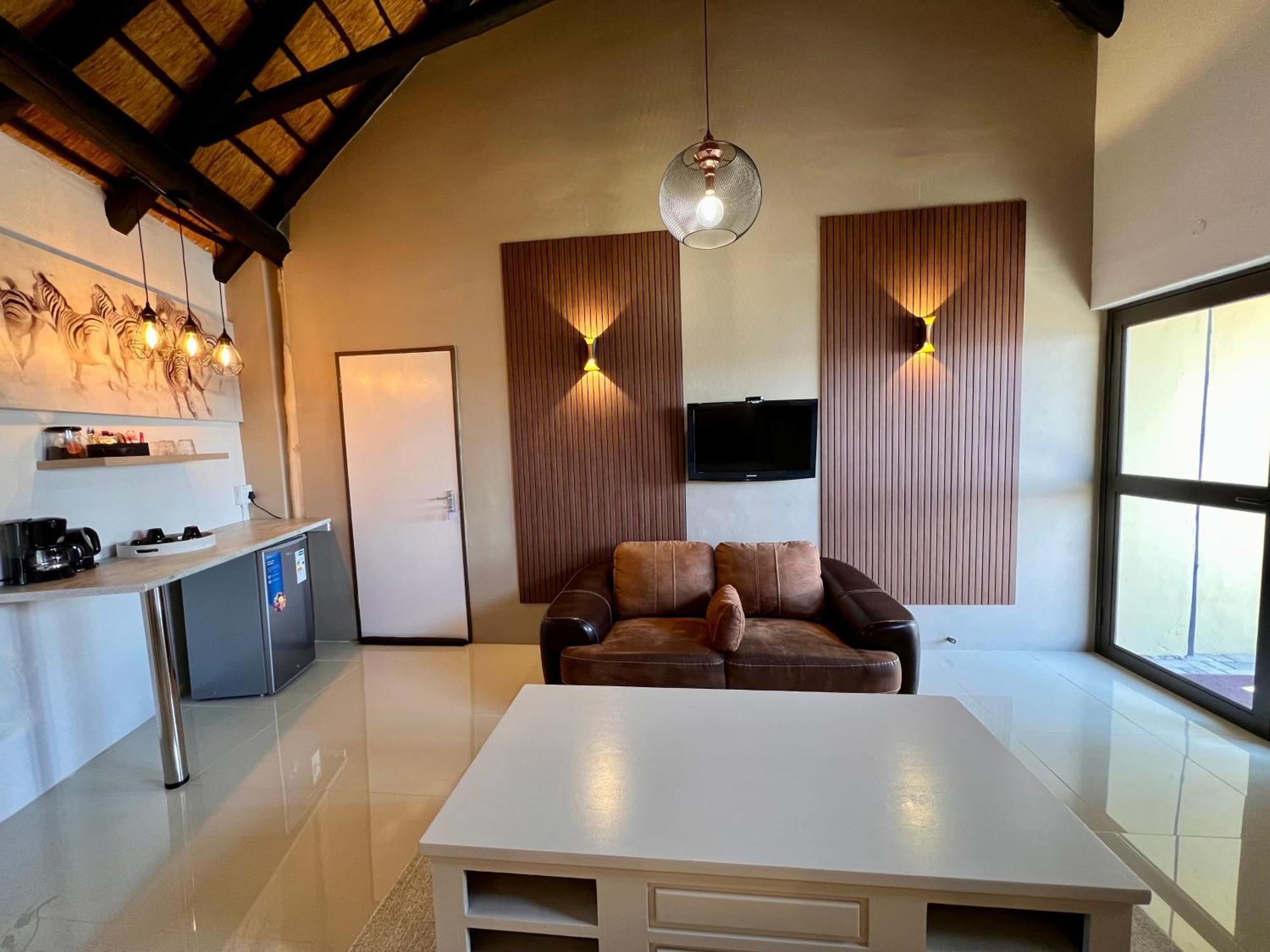 Lapa Lange Game Lodge Mariental Extérieur photo