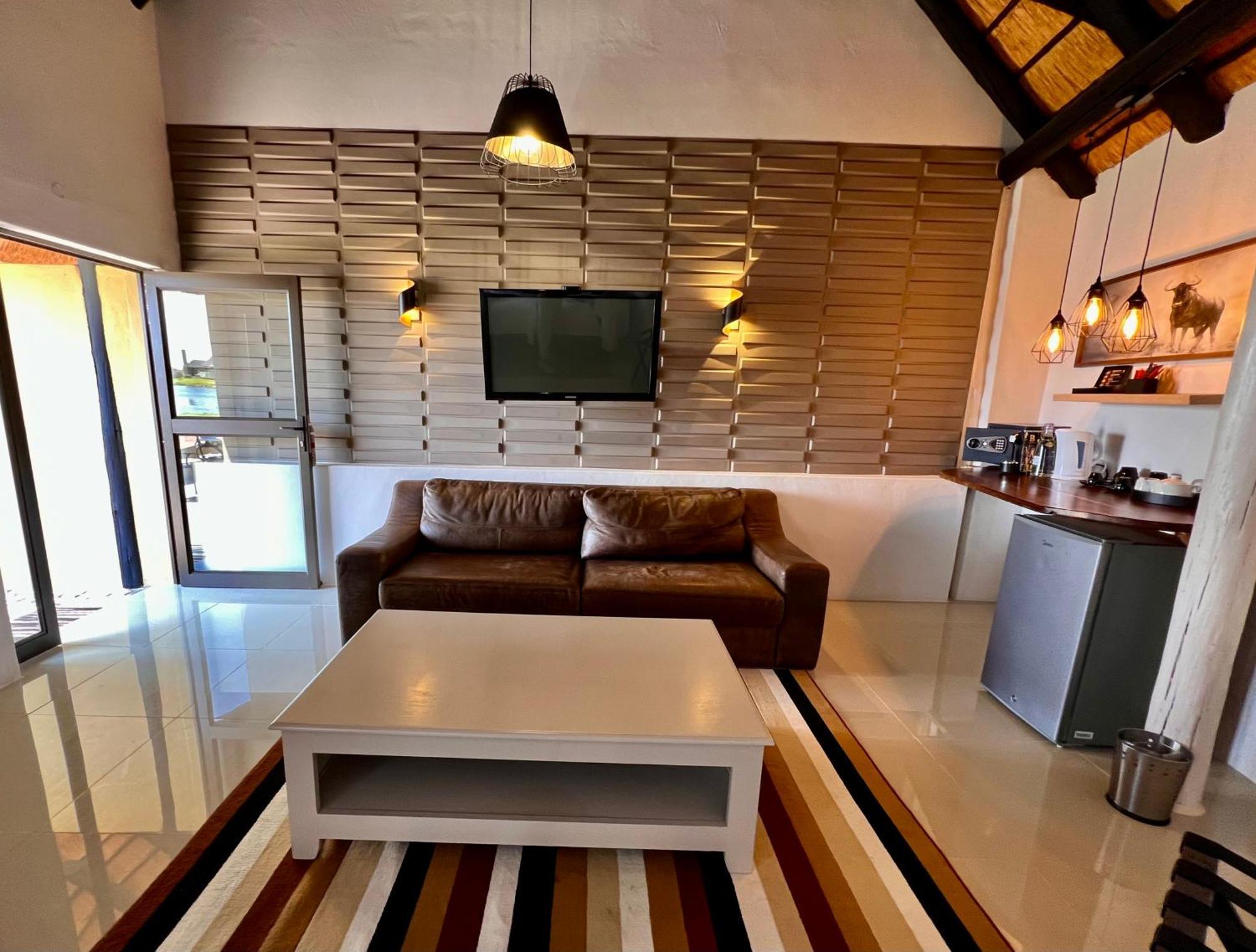 Lapa Lange Game Lodge Mariental Extérieur photo