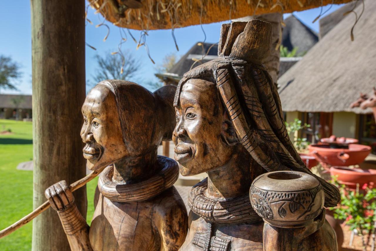 Lapa Lange Game Lodge Mariental Extérieur photo