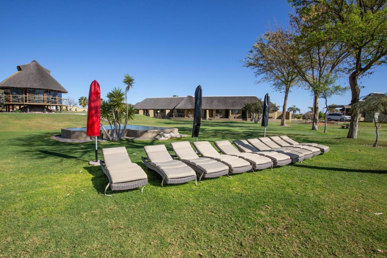 Lapa Lange Game Lodge Mariental Extérieur photo